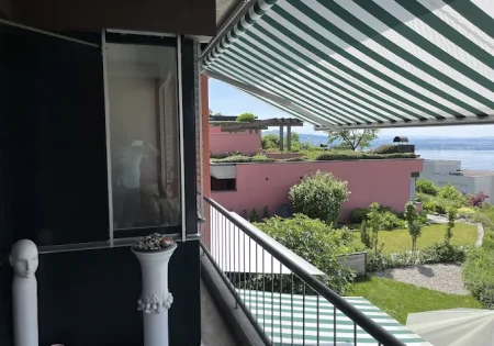 F019A442-A9D5-4984-9E97-95B2E3BB2DBC